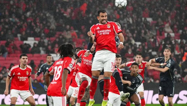 Studimi: Ish-futbollistët profesionistë kanë rrezik për depresion dhe ankth