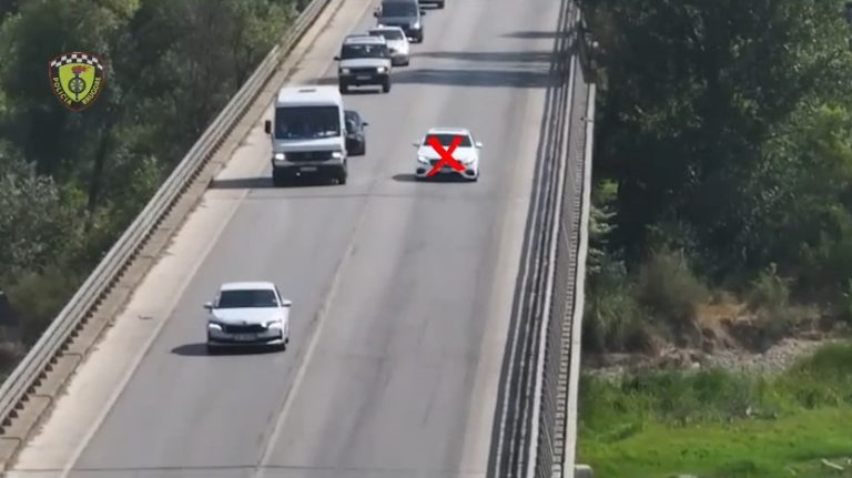 Vijojnë monitorimet rrugore, 4,255 gjoba përgjatë 24 orëve të fundit! 8 të arrestuar