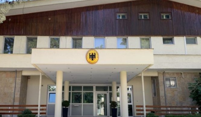 Mbyllja e tre grupkapitujve me BE-në, reagon Ambasada Gjermane në Tiranë