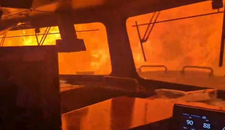 Zjarre të mëdha në Kanada, përfshihet nga flakët dhe një tren mallrash me punëtorë brenda