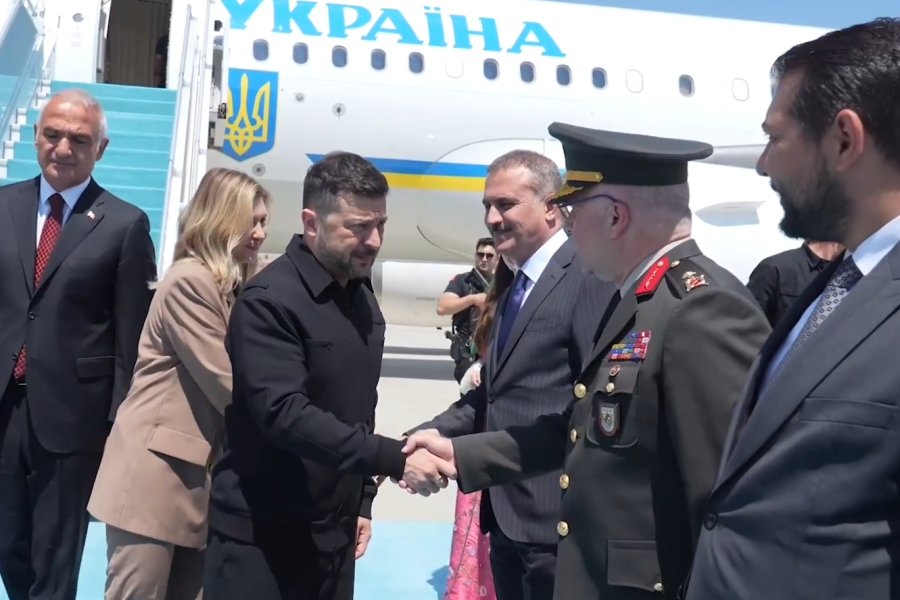 Zelenskyy mbërrin në Turqi: Punë e rëndësishme na pret në Ankara