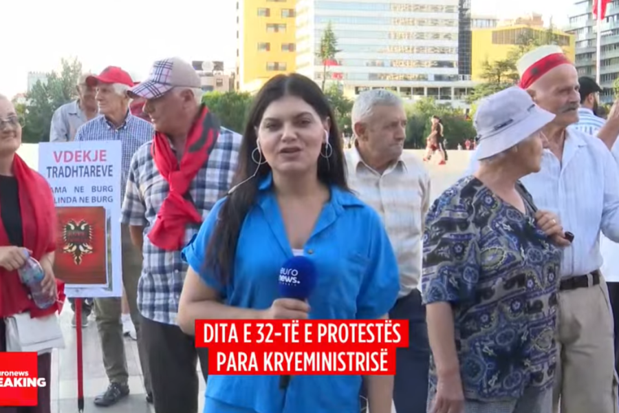 Dita e 32-të e protestës, nis grumbullimi i qytetarëve në Sheshin “Skënderbej”