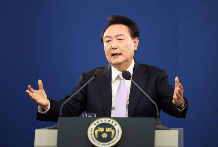 Gjykata e Lartë e Koresë së Jugut dënon ish-presidentin e vendit me shtatë vjet burg