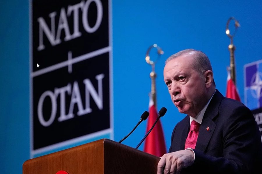 Si reaguan udhëheqësit e NATO-s ndaj dhuratës së Erdogan