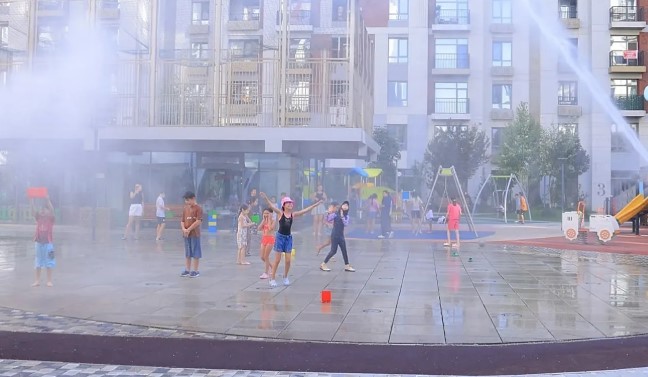 Temperaturat deri në 48 gradë Celsius, cili vend është përfshirë nga vapa ekstreme