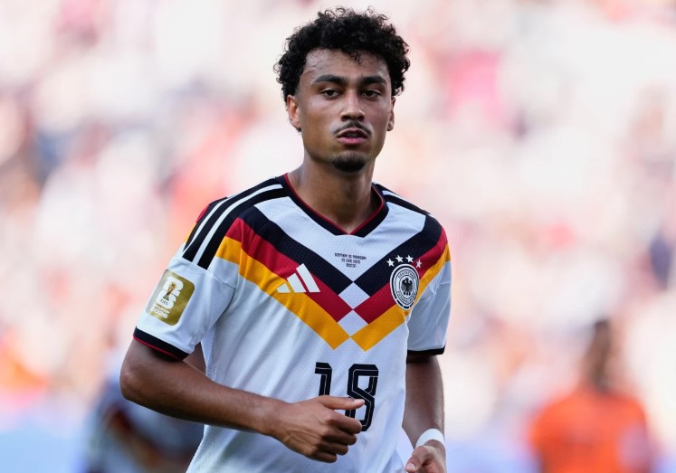 55 milionë euro, Bayern Munich nënshkruan me mbrojtësin e Eintracht Frankfurt Nathaniel Brown