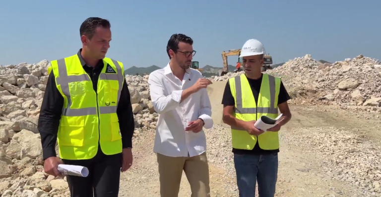 Karakaçi inspekton punimet në Bypass-in e Tiranës: Lidhje me autostradat, duke shmangur hyrjen në qytet
