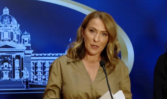 Ministrja serbe për Kosovën: Duhej të përdorja termin “deportim“, Sveçla është terrorist!