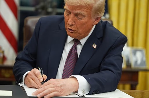 Gjykata e Lartë rrëzon urdhrin ekzekutiv të Trump që kufizon shtetësinë e të drejtës së lindjes