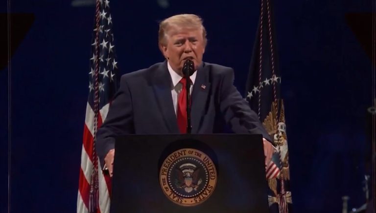 SHBA feston 250-vjetorin e Pavarësisë. Trump: Amerika, gjithmonë e para!