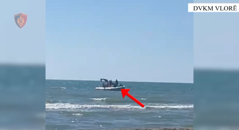 Lundronin pranë pushuesve, gjobiten dy drejtues mjetesh ujore në Vlorë