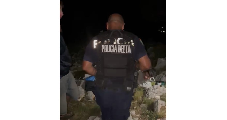 Humbën rrugën në Karaburun, shpëtohen pesë turistë gjermanë