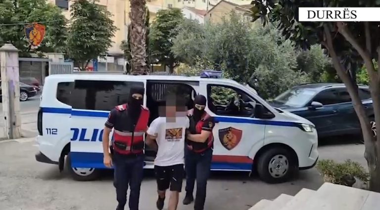 Shisnin lëndë narkotike në plazhe dhe zona të ndryshme të Durrësit, arrestohen dy shpërndarësit (EMRAT)