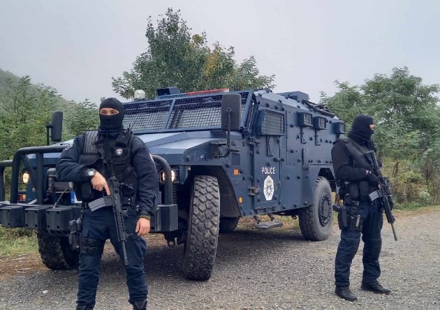 Arrestohen në Zubin Potok dy serbë të dyshuar për krime lufte kundër civilëve shqiptarë në Kosovë