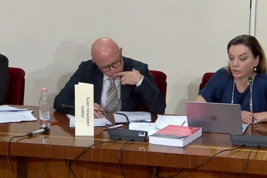 Vokshi drejtuar Brahos: A keni hetuar për patronazhistët që vëzhgojnë SPAK-un?