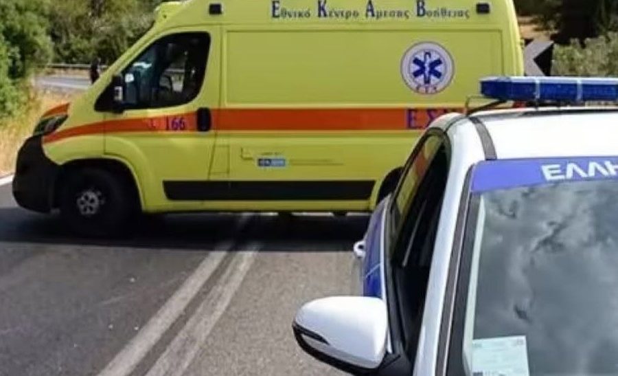 Aksident i rëndë në Kretë mes një ambulance dhe një makine, humb jetën pacienti që po transportohej