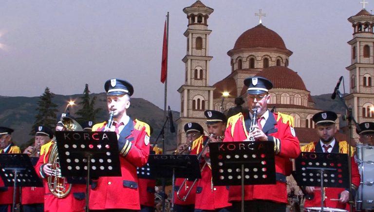 Korça, qendra e muzikës frymore! Mbi 200 artistë në AIR FEST-LULUFEST