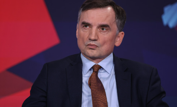 Polonia: Hungaria i hoqi statusin e refugjatit ish-ministrit në arrati, Zbigniew Ziobro