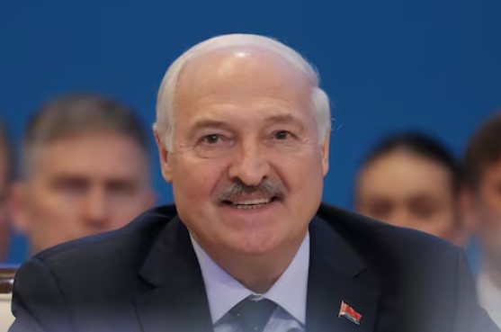 Presidenti bjellorus fal 32 të dënuar, 28 prej të cilëve u burgosën për ekstremizëm