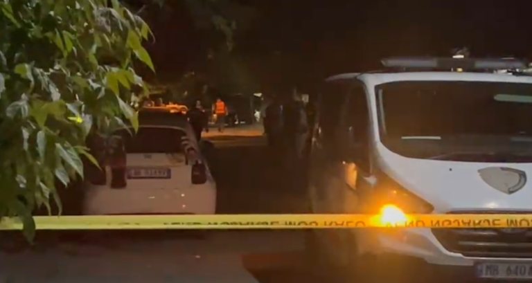 Të shtëna me armë zjarri në një lokal në Elbasan, plagosen 3 persona