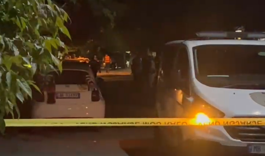 Të shtëna me armë zjarri në një lokal në Elbasan, plagosen 3 persona
