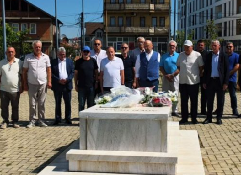 Kosova kujton Adem Demaçin në tetëvjetorin e ndarjes nga jeta, Reçica: Simbol i qëndresës dhe lirisë