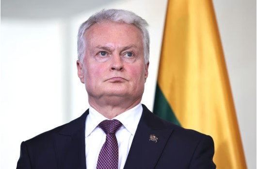 Presidenti lituanez paralajmëron: NATO mund të përçahet për shkak të shpenzimeve të mbrojtjes