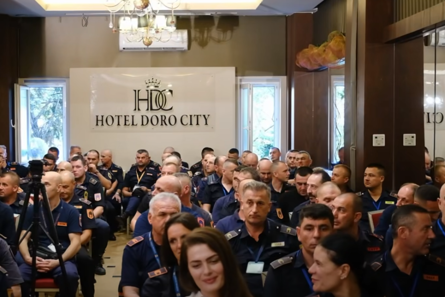 Rama: Trajnohen dhe certifikohen 100 vullnetarët e parë për përballimin e situatave emergjente