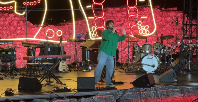 “Za Fest” pushton kalanë e Rozafës, qindra artdashës në natën e dytë të festivalit