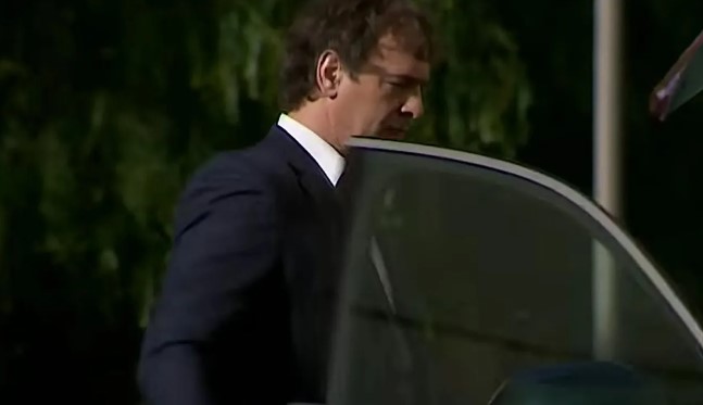 Vëllait të kryeministrit Sanchez i ndalohet mbajtja e një posti publik për 9 vjet pas dënimit për shpërdorim të detyrës