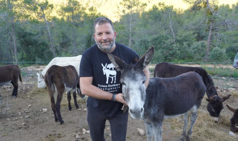 Gomarët që po parandalojnë përhapjen e zjarreve masive në Spanjë sfidojnë përpjekjet e teknologjive së larta