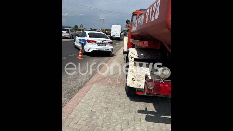 Aksident i rëndë në aksin Elbasan-Peqin, furgoni përplas për vdekje 73-vjeçarin në fshatin Përparim
