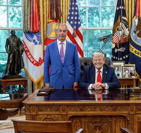 Bonusi prej 2 miliardë dollarësh i Trump paralajmëron rritjen e mashtruesve politikë në të gjithë perëndimin