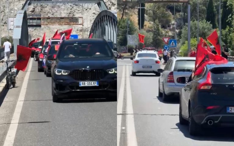 Sot protesta kombëtare, diaspora mbërrin në Shkodër. Me këngë patriotike dhe flamuj vijojnë rrugën drejt Tiranës
