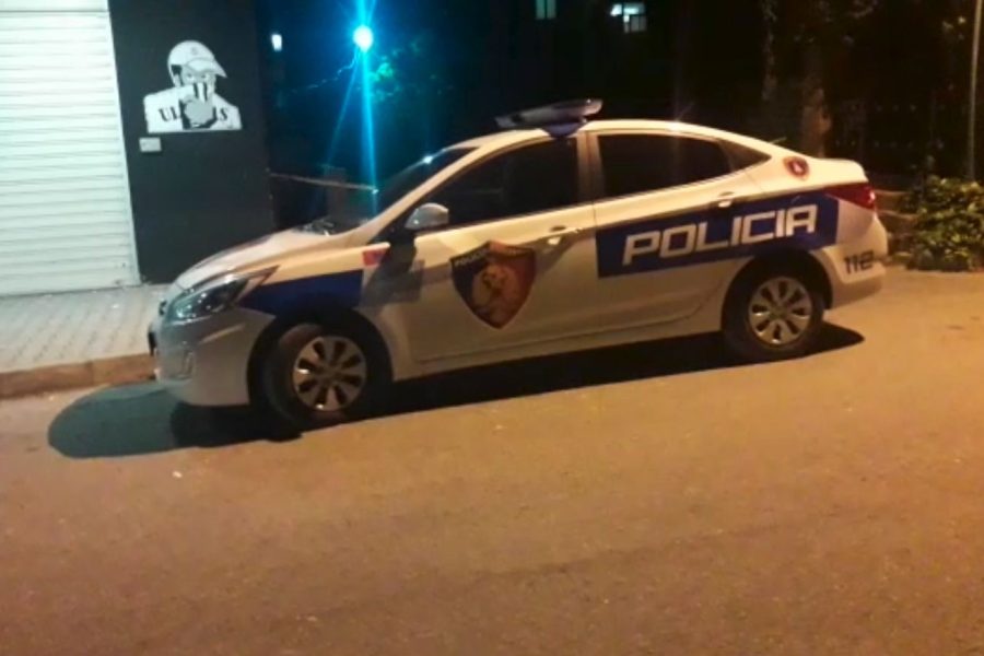 Të shtëna me armë zjarri në Laç, plagoset 22-vjeçari