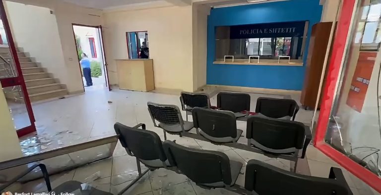 Lamallari reagon pas incidenteve te Komisariati Nr. 3: Dhuna ushqehet nga gjuha e urrejtjes