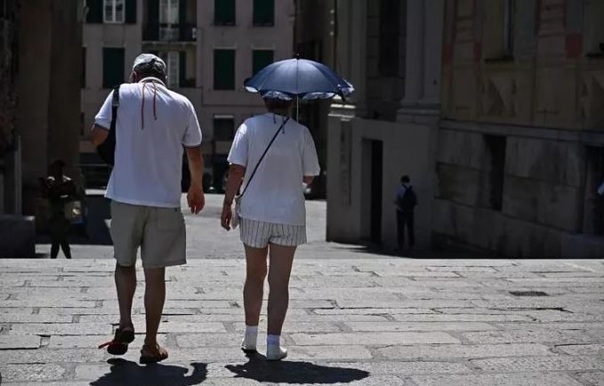 Vala e të nxehtit ekstrem godet Italinë dhe Evropën, temperaturat pritet të arrijnë deri në 45°C