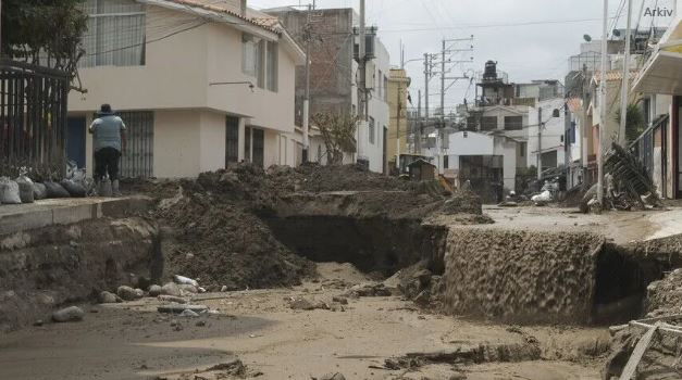 Peruja shpall gjendje të jashtëzakonshme në 22 rajone për shkak të rrezikut të përmbytjeve