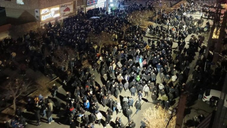 Irani ekzekuton me varje dy të dënuar për vrasjen e efektivëve të policisë gjatë protestave
