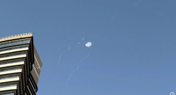 Irani nis sulme me raketa në të gjithë Gjirin: Katari, Emiratet e Bashkuara Arabe, Bahreini dhe Kuvajti në shënjestër