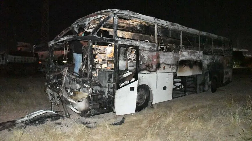 Autobusi i pasagjerëve bie në përrua, të paktën 40 të vdekur të paktën në Pakistan