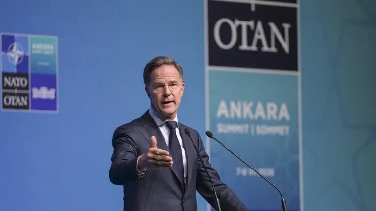 Rutte: NATO po përfiton nga industria turke e mbrojtjes