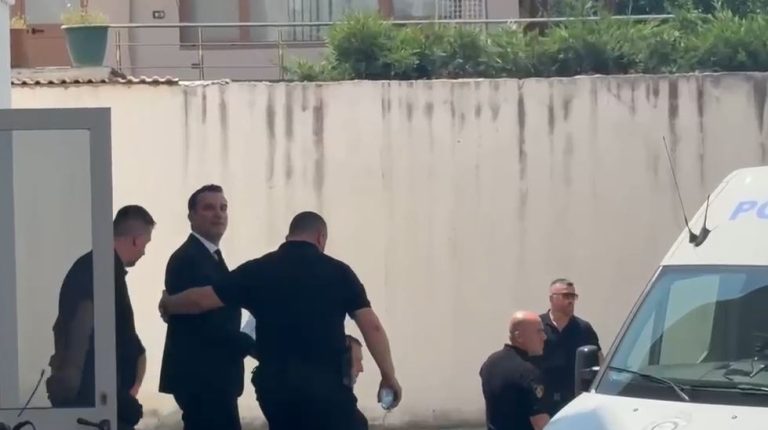Mungon avokati mbrojtës, shtyhet seanca e Erion Veliajt në Gjykatën Administrative