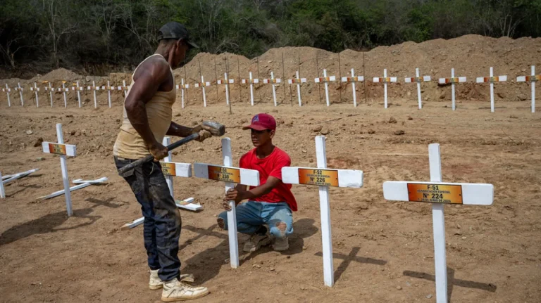 Mbi 3,300 të vdekur nga tërmetet në Venezuelë, viktimat e paidentifikuara varrosen me numra në vend të emrave